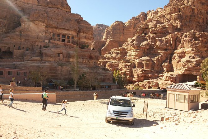 A Full Day Trip To Petra From Amman - Key points at a glance