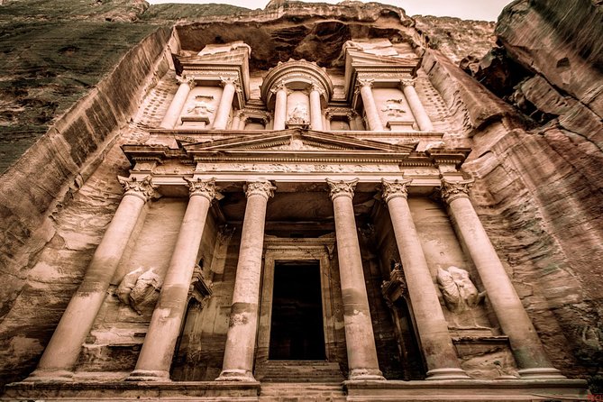 A Full Day Trip To Petra From Amman - The early road through Jordan