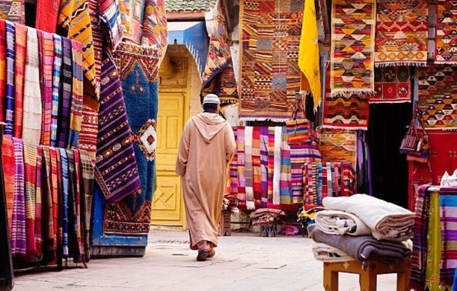 Agadir: Taroudant Oasis and Tiout Day Trip with Lunch Option - Should you book the Taroudant and Tiout trip?
