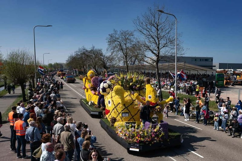 Amsterdam: Day Trip to Flower Parade & Keukenhof on April 18 - Should you book the Flower Parade and Keukenhof day?
