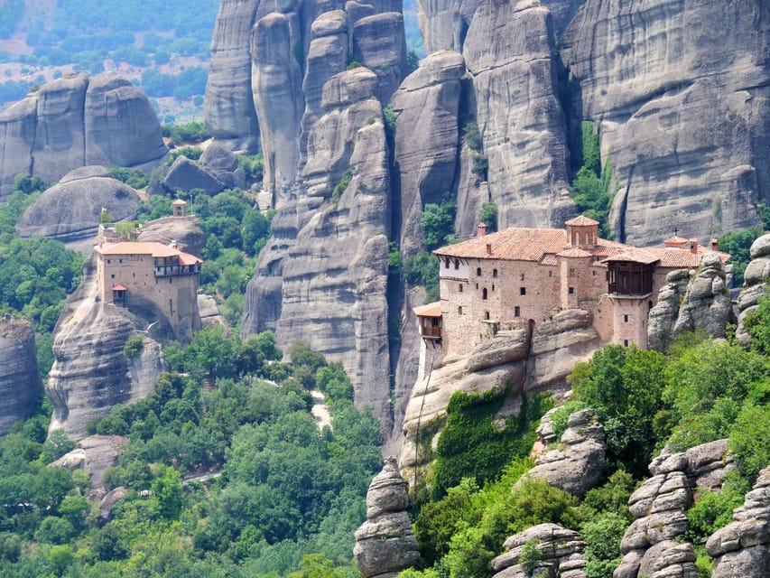 Athens: Meteora Day Trip with Central Pickup & Audio Guide - Why Meteora is worth the long ride from Athens