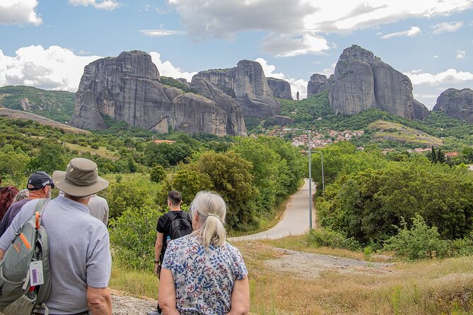 Athens: Meteora Monasteries, Caves & Coastal Stopovers with Lunch - Steps, heights, clothing, and weather