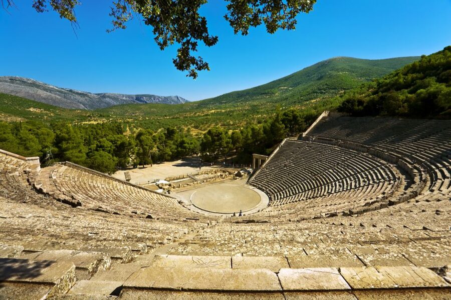 Athens: Peloponnese Highlights Day Trip and V.R. Audio Guide - What to bring and how to pace yourself