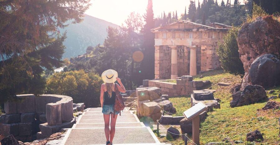 Athens: Small-Group Day Trip Tour to Delphi - The Athena Pronaia stop and an important closure
