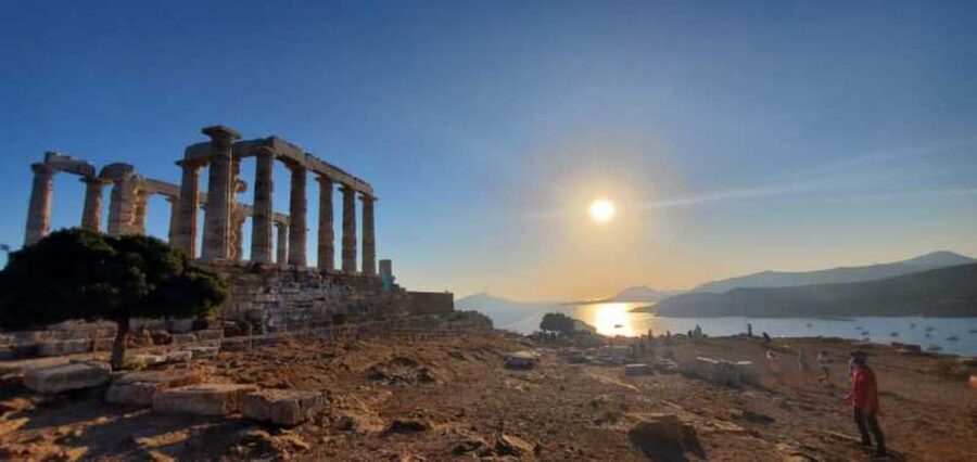 Athens: Sounio Poseidon Temple and Athenian Riviera Day Trip - A local tavern finish in Attica