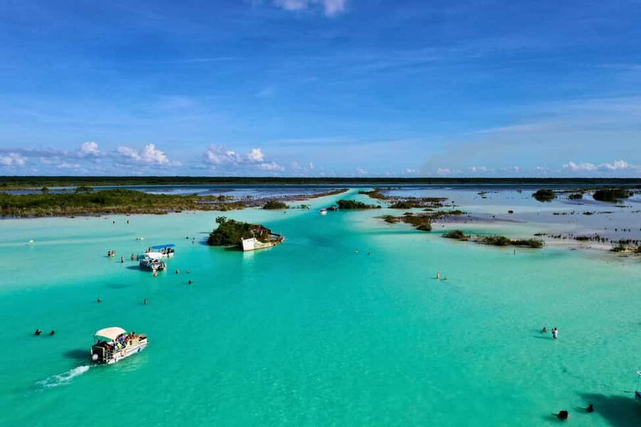 Bacalar: Lagoon, Pirate Canal, Stromatolite Day Trip w/Lunch - Speedboat Arrival and the Pirate Canal