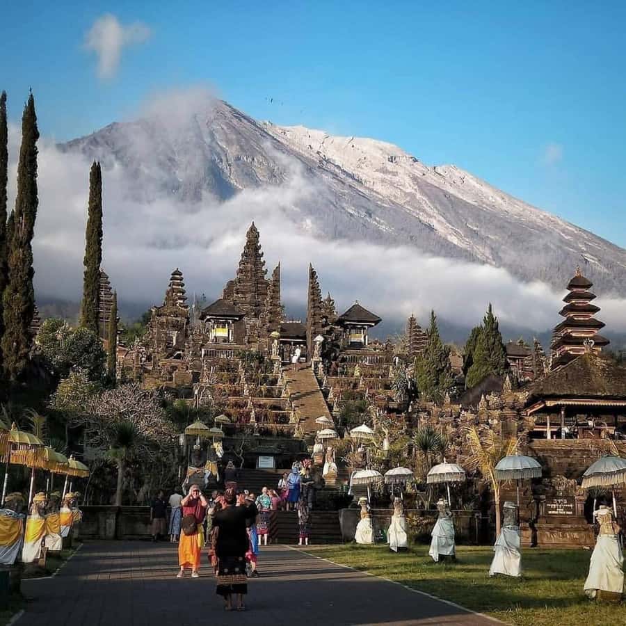 Bali : Day Trip to Besakih Temple & 2 Hidden Waterfalls - Two hours at the Mother Temple