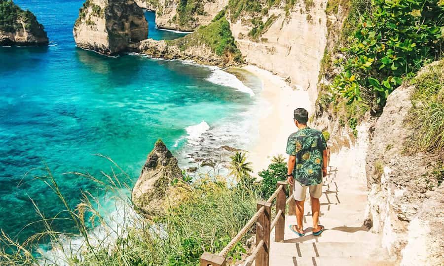 Bali: Day Trip to East Nusa Penida, Atuh & Diamond Beach - What the guides add to the day