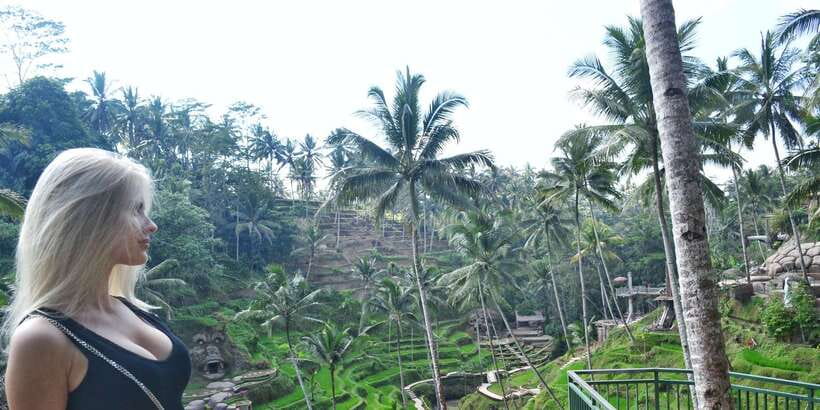 Bali: Ubud Waterfall, Village and Pool Club Day Trip - Batuan Temple and its carved stone details