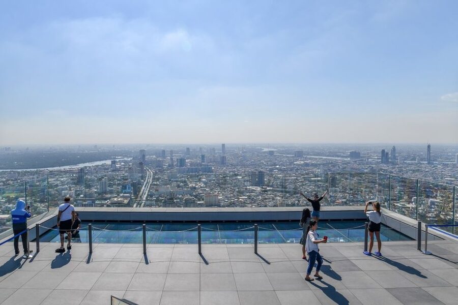 Bangkok: Damnoen Saduak, Train Market & Mahanakhon Day Trip - Who should book this day trip?