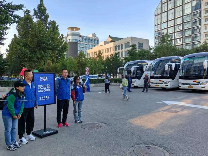 Beijing: Mutianyu Great Wall Day Trip by Bus with Tickets - Meeting in Wangfujing, not at a distant bus terminal