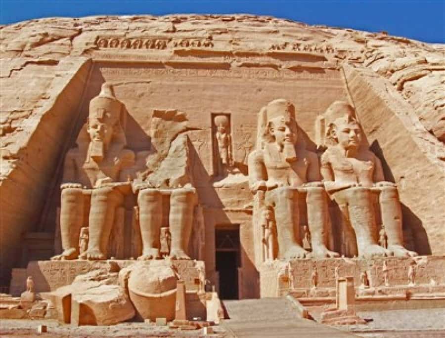 Best Private Day Trip To Abu Simbel From Aswan - Heat, timing, and small problems to plan around