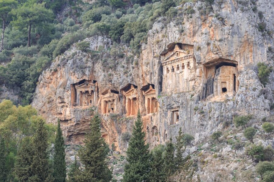 Bodrum: Dalyan Mud Baths & Iztuzu Beach Day Trip with Lunch - Guides, languages, and the feel of the day