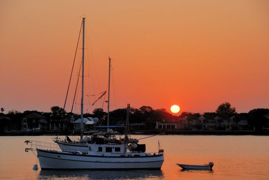 Boston: Martha's Vineyard Day Trip with Optional Island Tour - The short ferry crossing to Martha’s Vineyard