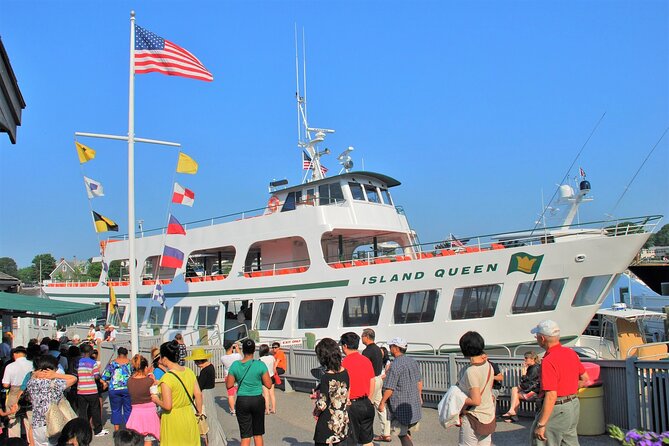 Boston to Martha's Vineyard Day Trip with Optional Island Tour - Comfort, guides, and the older island bus