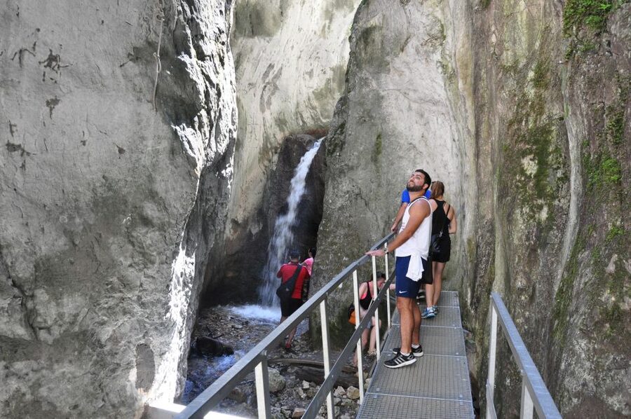 Brasov: Small-Group 7 Ladders Canyon Day Trip - Choosing the easier or harder return route