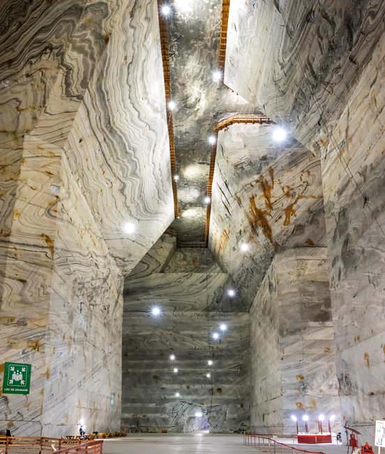 Bucharest Day Trip: Slanic Salt Mine & Tomb of Dracula - Why the salt mine is worth the early start