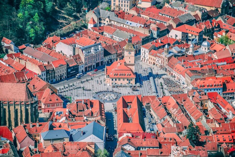 Bucharest: Day Trip to Dracula Castle, Peles Castle & Brașov - Bran Castle and the Dracula story