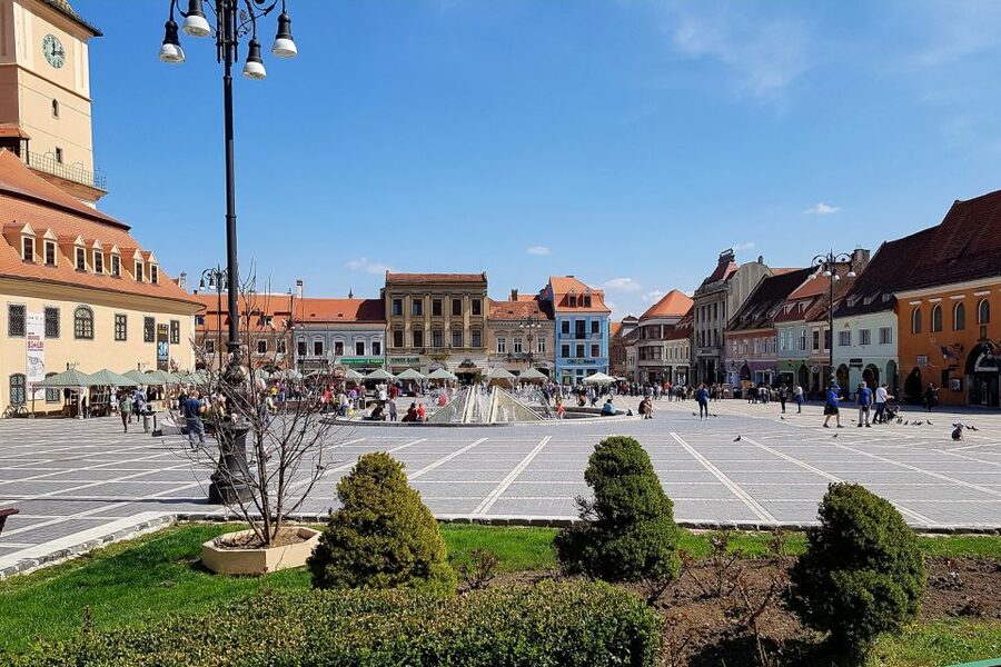 Bucharest: Dracula Castle, Peles Castle & Brasov Old Town - Bran Castle and the Dracula story