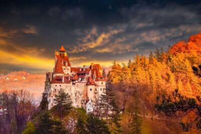 Bucharest: Dracula’s Castle, Peleș Castle & Brașov Day Trip