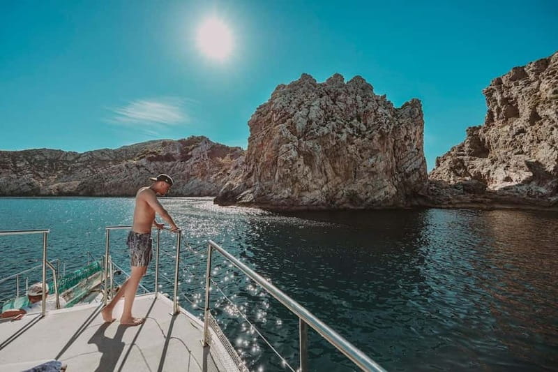 Cala Rajada: Boat Excursion with Drinks and Food - What the boat atmosphere is really like