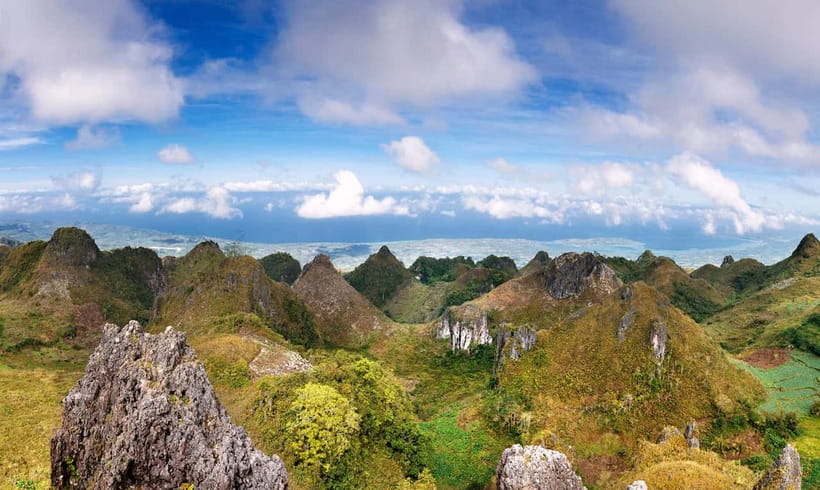 Cebu: Osmeña Peak and Kawasan Falls Canyoneering Day Trip - Starting before sunrise at Osmeña Peak