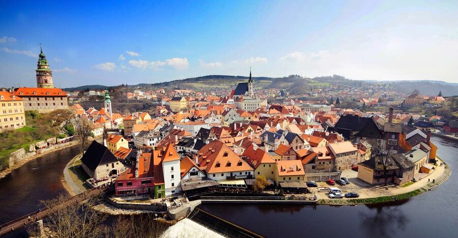 Český Krumlov - FULL DAY TRIP WITH LIVE GUIDE - Key points to know before booking