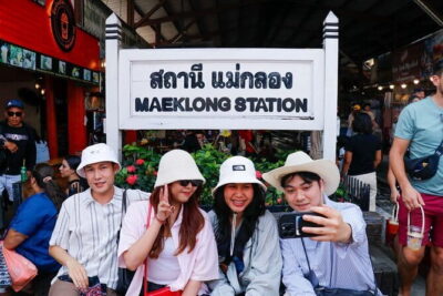 Day Trip to Bangkok Floating Market & Maeklong Railway