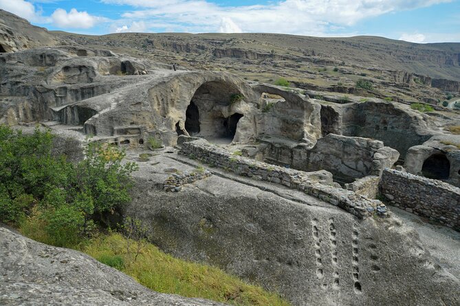 Day Trip to Mtskheta Gori and Uplistsikhe - The guide is a major part of the value