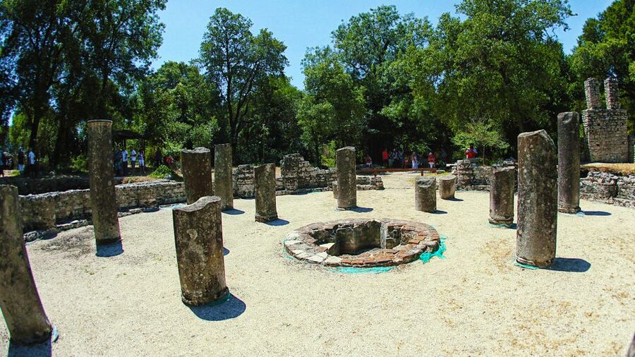 Day Trip to Saranda and Butrint National Park from Corfu - Who should take this trip?