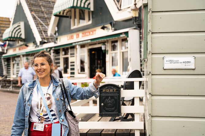 Day Trip to Zaanse Schans, Edam, Volendam and Marken from Amsterdam - Volendam: the best stop for lunch and free time
