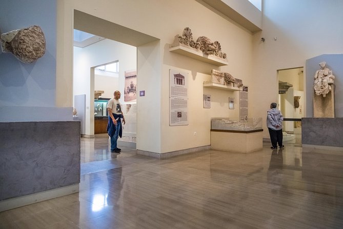 Delphi English Day Trip from Athens with Official Guide - Lunch, Arachova, and the road home