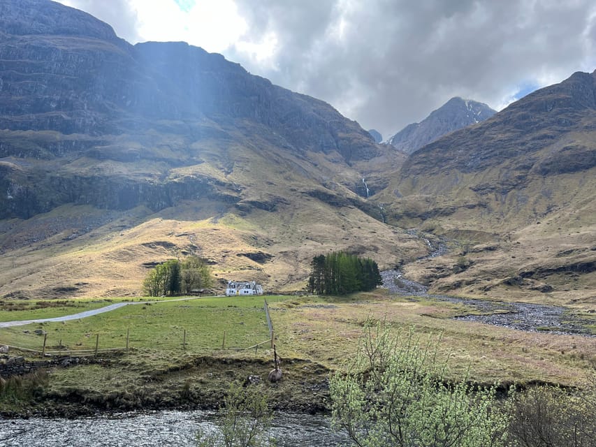 Edinburgh: Glenfinnan Viaduct, Glencoe & Fort William - Pitlochry offers a final taste of Scotland