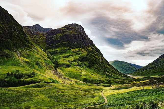 Edinburgh: Loch Ness, Glencoe & The Highlands - Callander and the First Highland Stop