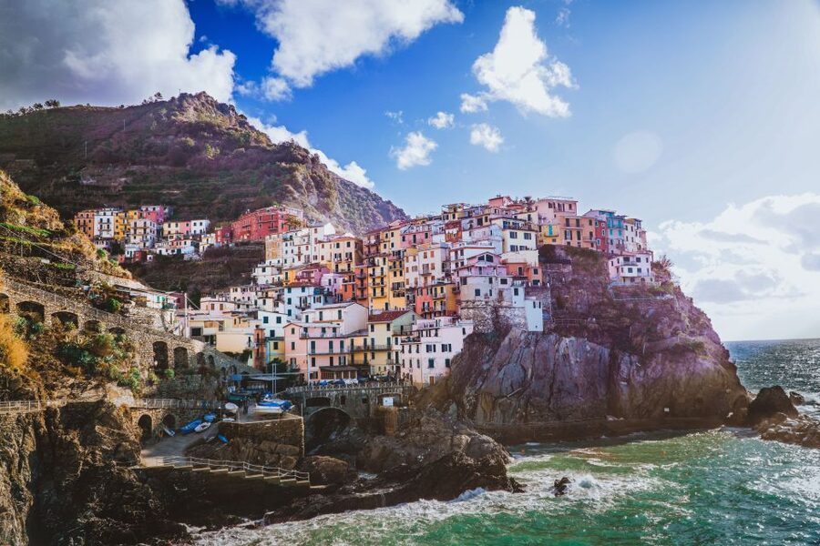 Florence: Cinque Terre Day Trip with Optional Street Food - A 2.5-hour coach ride to Levanto