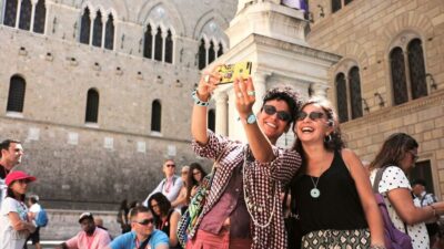 Florence: Pisa, Siena, S. Gimignano, Chianti Wine & Lunch