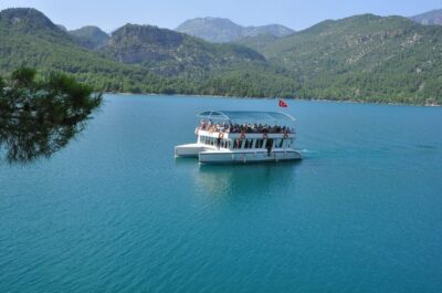 From Alanya: Green Canyon Day Trip with Lunch and Boat Ride