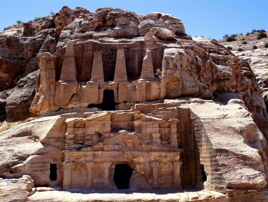 From Amman: Private Day Trip to Petra with Pickup - Food, stops, and the small practical details