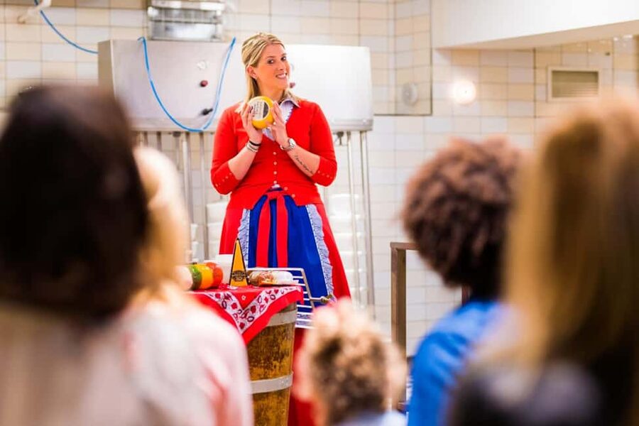 From Amsterdam: Zaanse Schans, Volendam & Marken Day Trip - Choosing between Classic and All-In