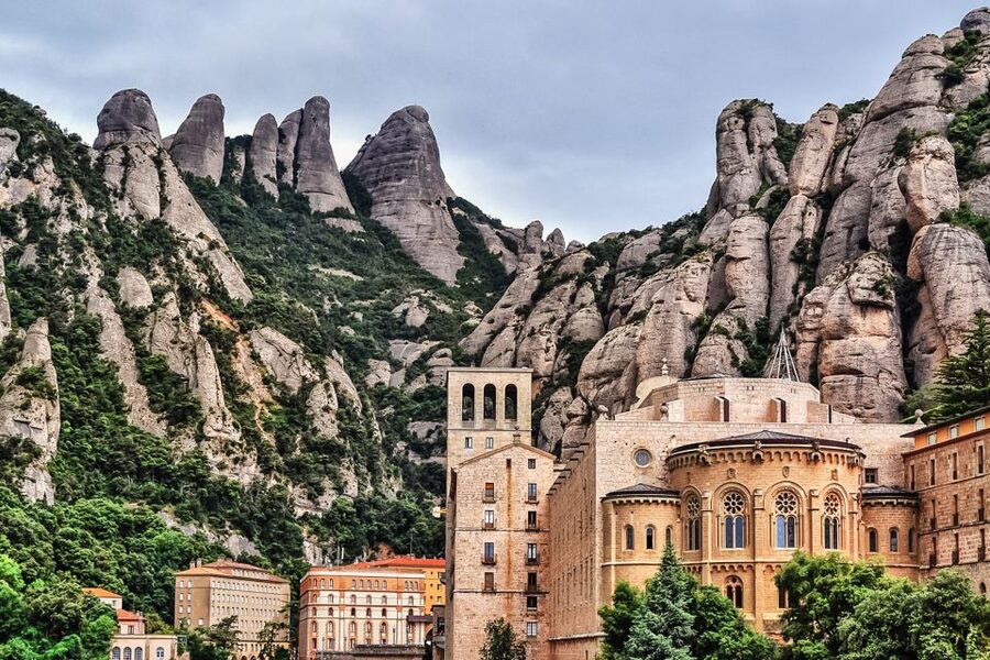 From Barcelona: Montserrat Day Trip with Optional Tickets - The Escolania choir and the museum choice