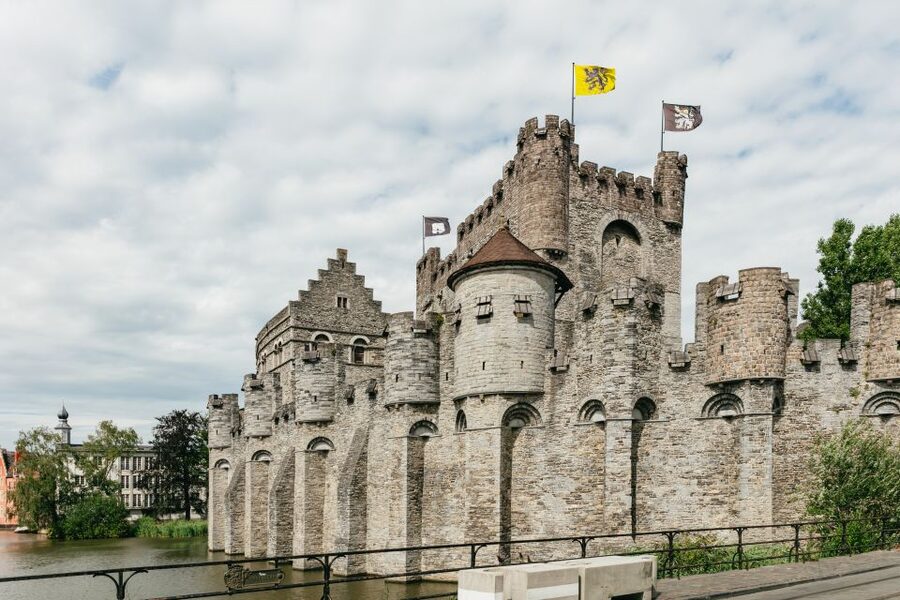 From Brussels: Guided Day Trip to Bruges and Ghent - Graslei, castles, and Ghent free time