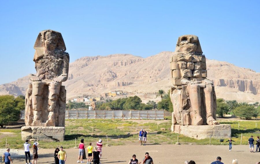 From Cairo: Small-Group Day Trip to Luxor by Plane - Hatshepsut’s temple beneath the cliffs