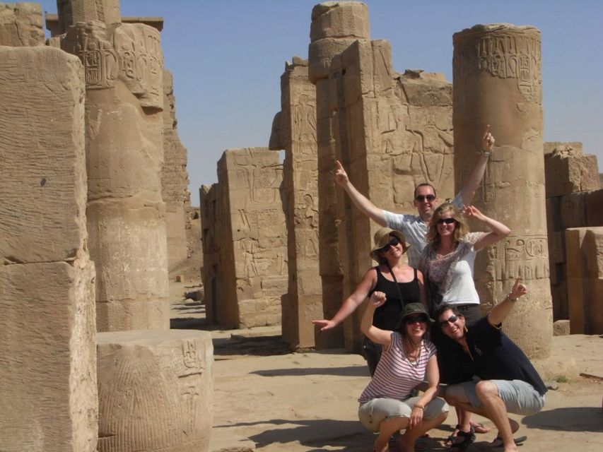 From Cairo: Small-Group Day Trip to Luxor by Plane - Lunch and a taste of the day-to-day city