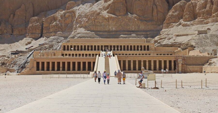 From Cairo: Small-Group Day Trip to Luxor by Plane - The guides can shape the whole experience