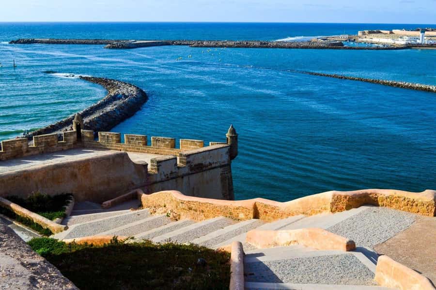 From Casablanca: Rabat Guided Day Trip with Hotel Transfers - Hassan Tower and the Mausoleum of Mohammed V