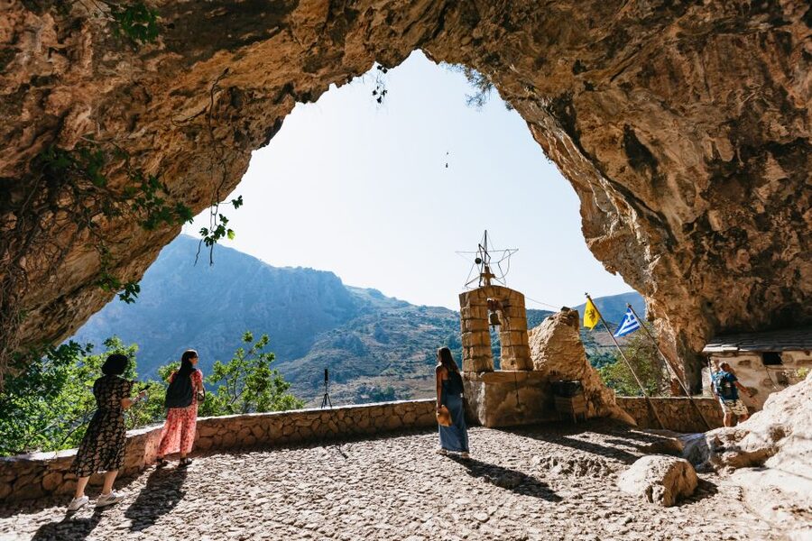 From Chania: Day Trip to Elafonisi Island Pink Sand Beach - Should you book it?