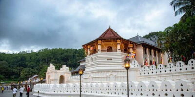 From Colombo: Kandy Full-Day Trip