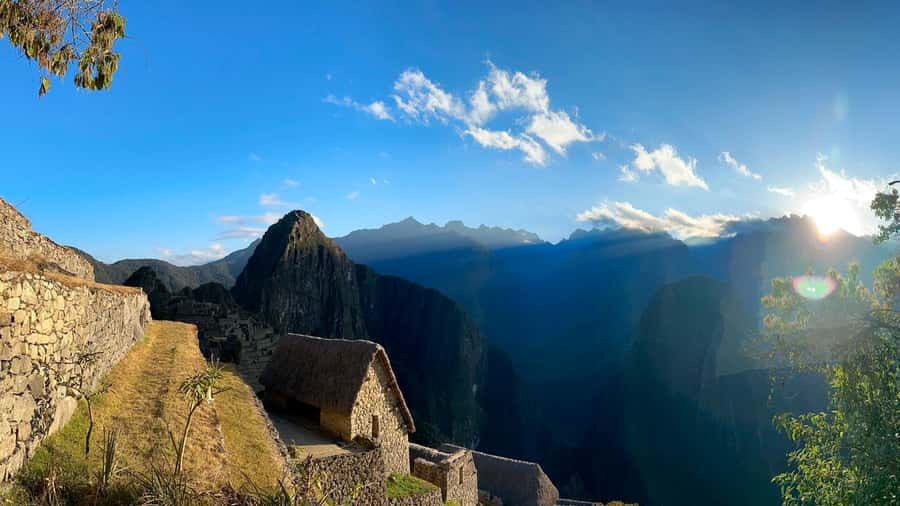 From Cusco: 2-Day Trip to the Sacred Valley and Machu Picchu - The early bus up to Machu Picchu