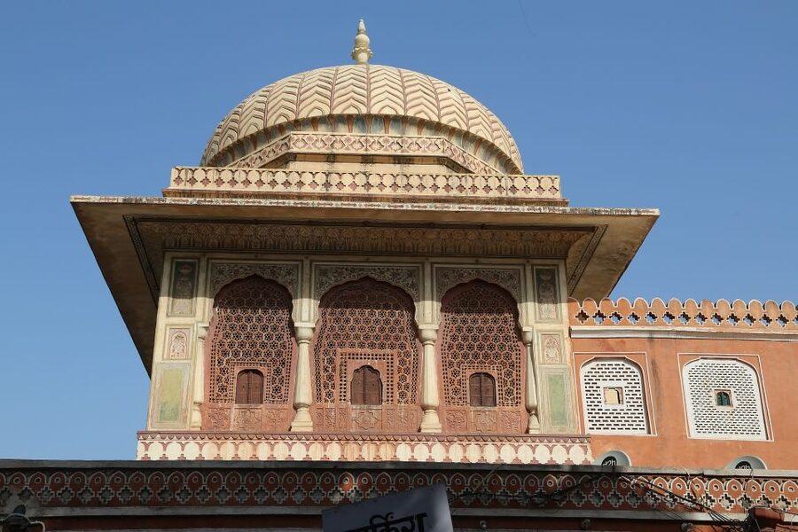 From Delhi: Jaipur Day Trip by Fast Train or Private Car - City Palace: royal spaces in the heart of Jaipur