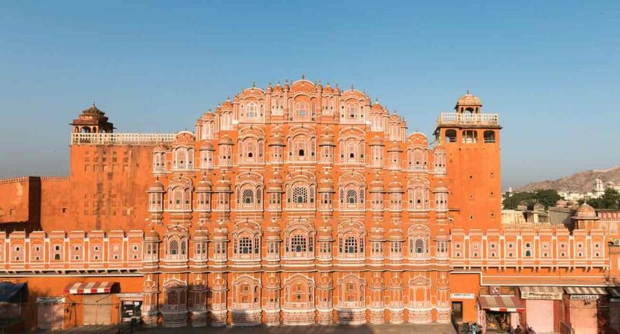From Delhi: Jaipur Day Trip by Fast Train or Private Car - Jantar Mantar rewards a good explanation